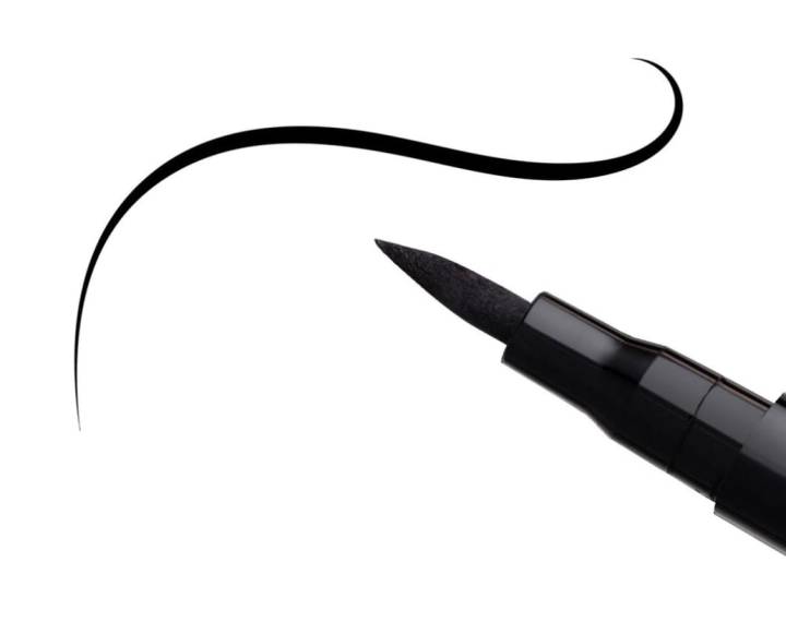 delineador plumon yuya