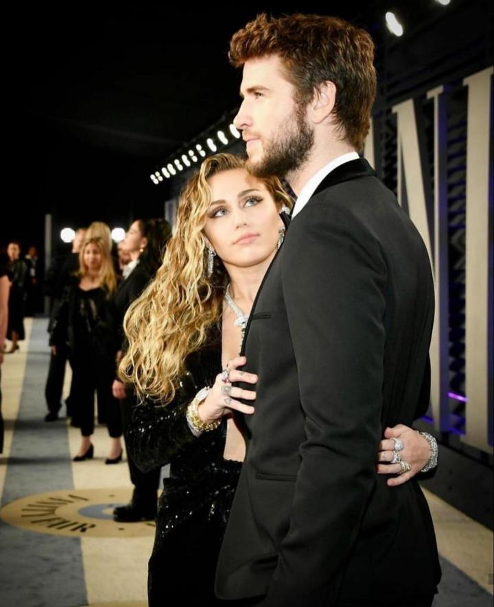 Miley Cirus y Liam Hemsworth se divorcian en menos de un año de&nbsp;casados