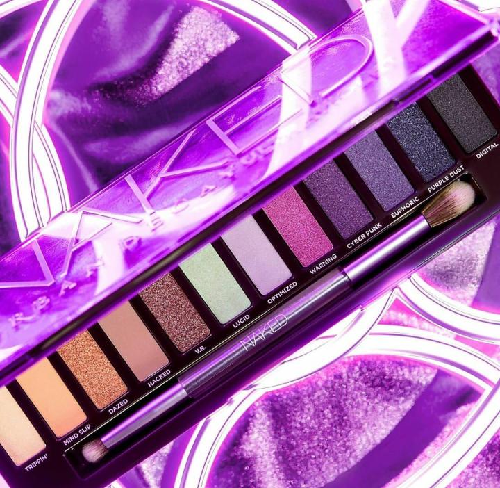 Ultraviolet Naked